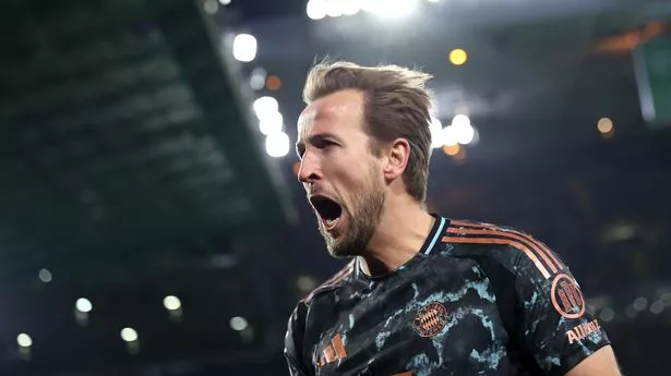 Benni McCarthy names three big-name strikers Man Utd rejected before signing Rasmus Hojlund