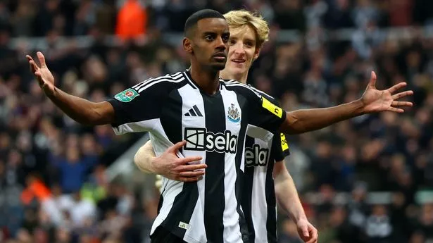 Mikel Arteta sends Alexander Isak message after Newcastle star had Arsenal pair ‘on toast’