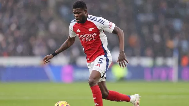 Arsenal star issues public apology for poor performance despite Leicester win