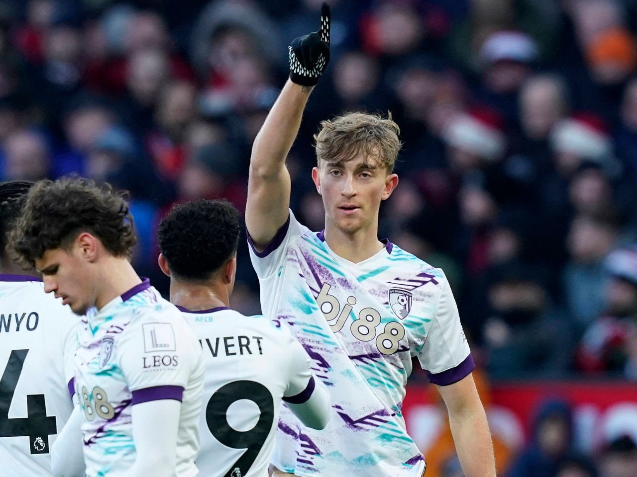 Chelsea, Bayern Munich dealt transfer blow as Premier League defender gives 'green light' to Real Madrid switch