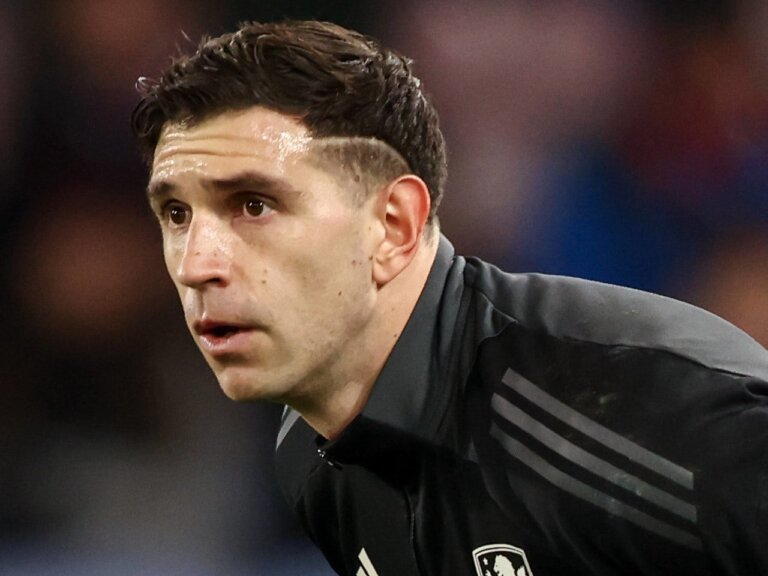 Aston Villa transfer news: ‘Stance taken’ on Emiliano Martinez amid potential interest