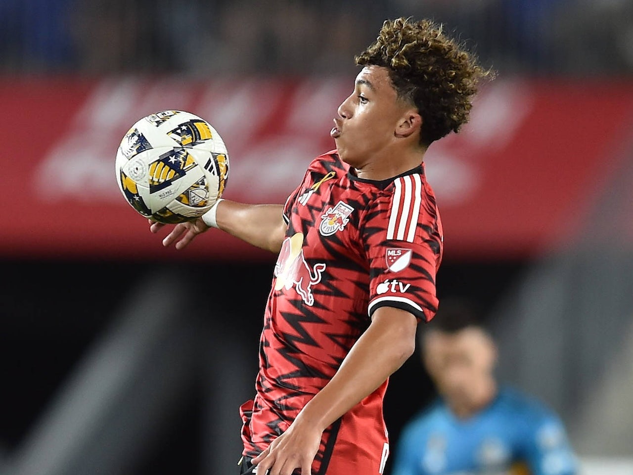 Barcelona transfer news: Catalan giants 'want record-breaking MLS wonderkid' who could be long-term Robert Lewandowski replacement