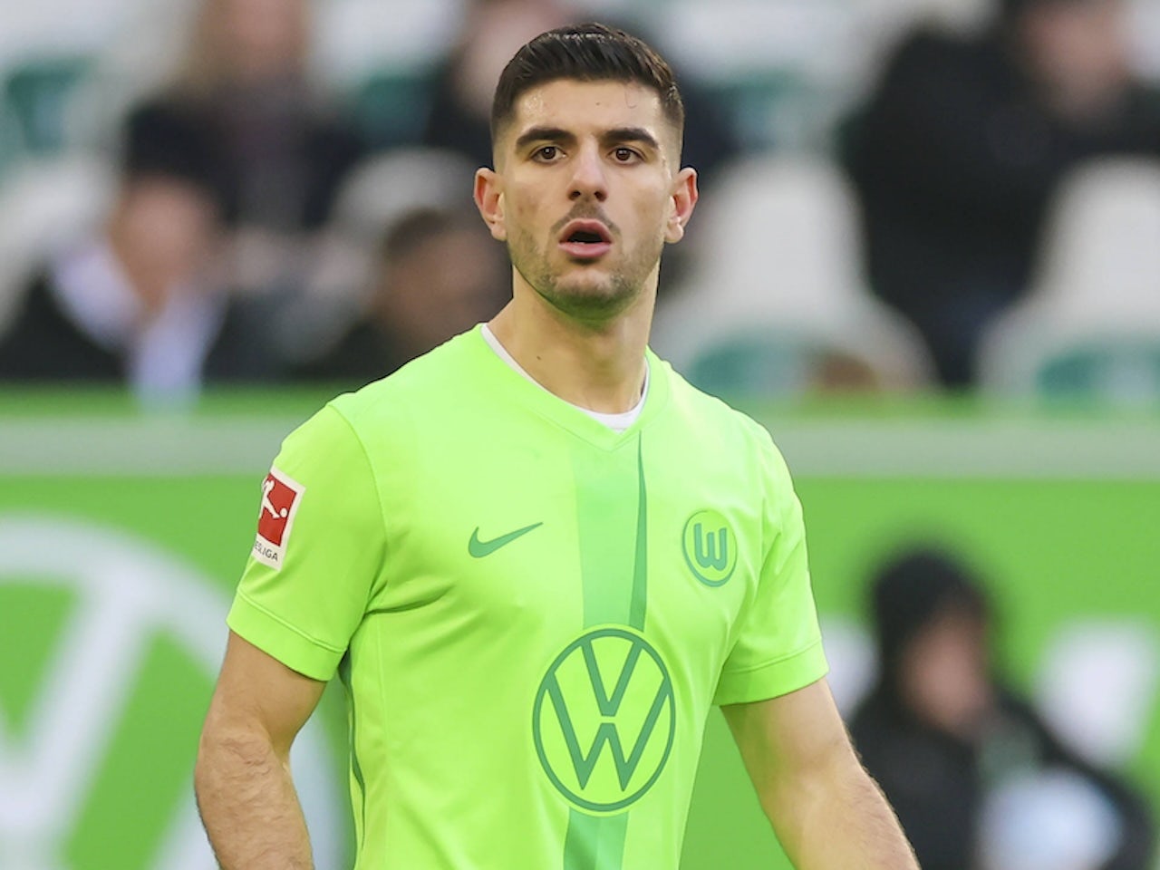 Real Madrid's centre-back hunt 'could lead to them moving' for £33m-rated star