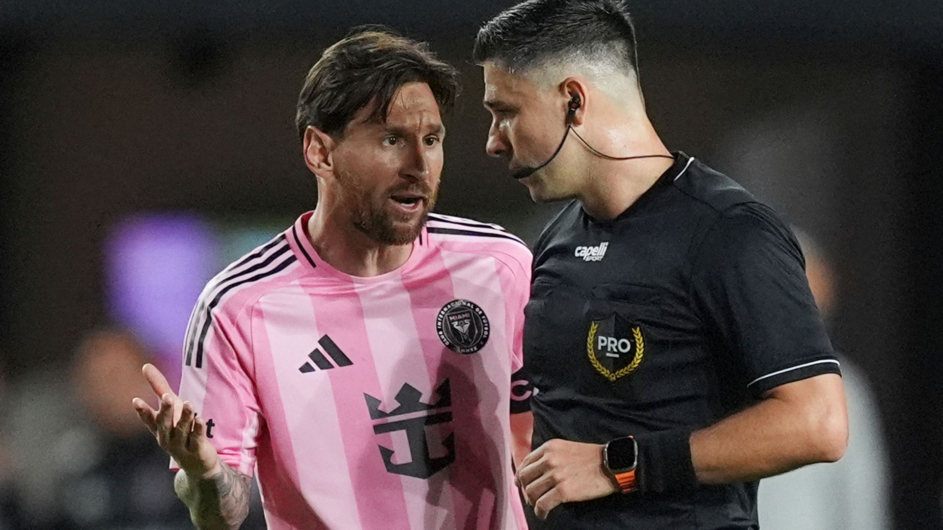 Messi fined for grabbing opposition coach's neck