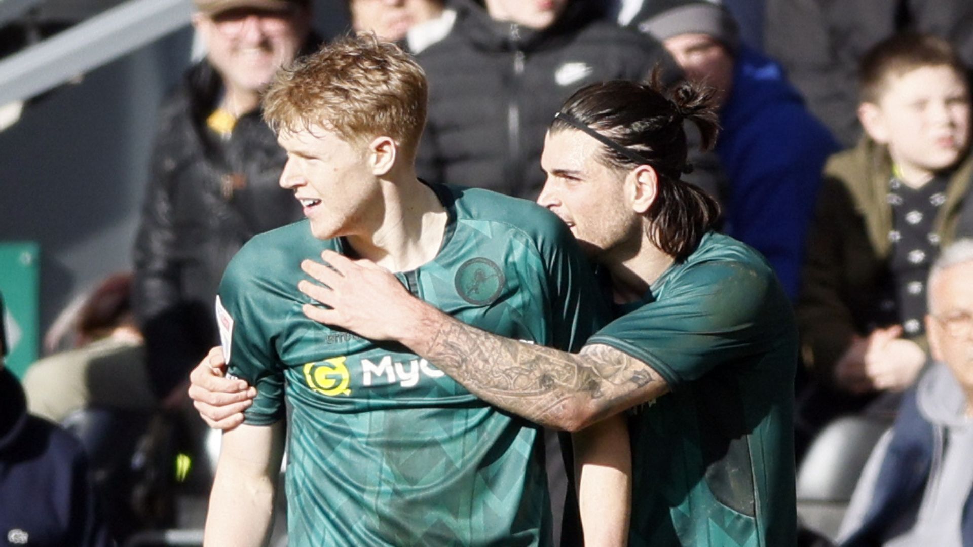 Coburn misses pen then nets late Millwall winner