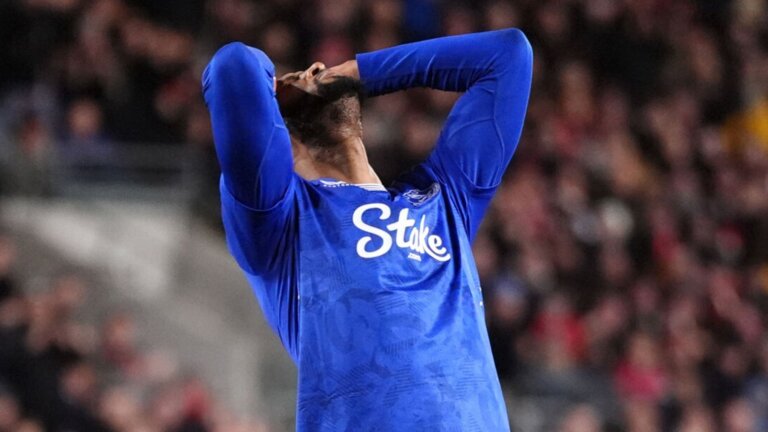 Beto misses three one-on-one chances as Everton draw at Brentford