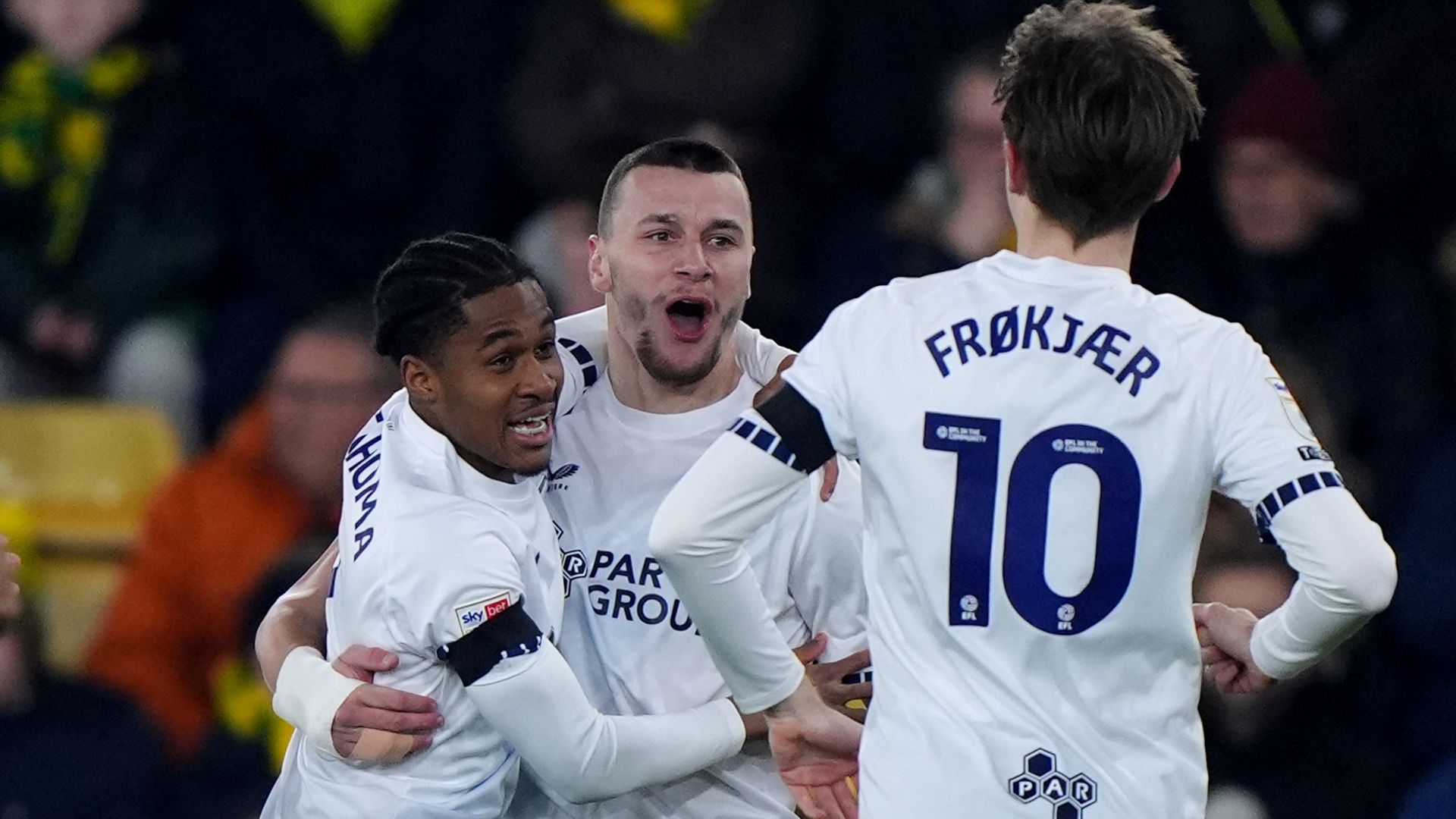 Preston edge win to halt Norwich's play-off charge