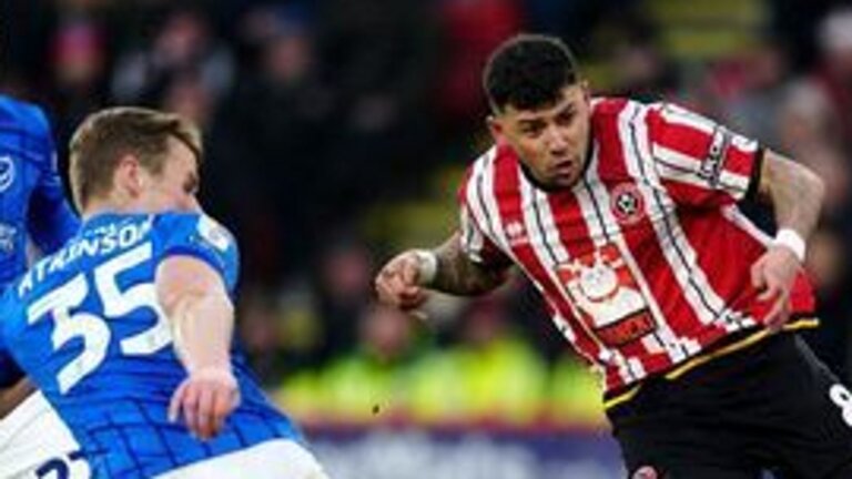 Sheff Utd beat Pompey to climb back into second