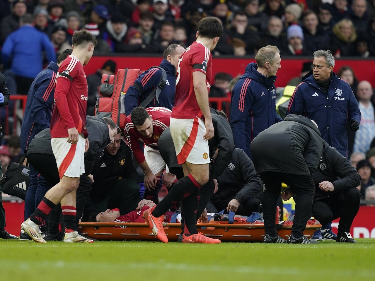 Man United star 'undergoes operation' on season-ending injury as long road to recovery 'begins'