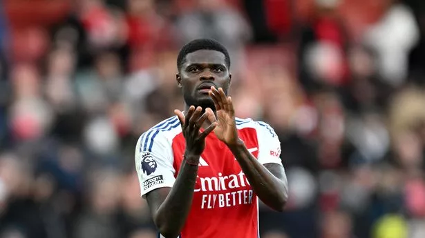 Arsenal opt against handing star new deal with three-man transfer shortlist drawn up