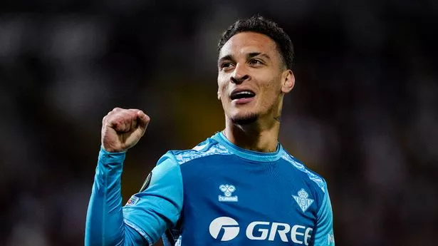 Antony reveals change that's led to stunning form as Man Utd transfer decision made