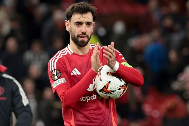 Bruno Fernandes told he’s ‘sacrificing career’ at Manchester United