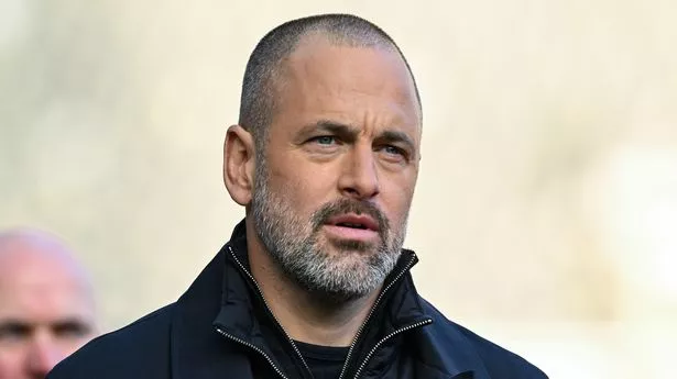 Rasmus Hojlund told to ‘shake out’ issue behind Man Utd woes after furious clash