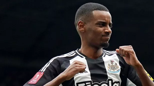 Arsenal news: Gunners learn Alexander Isak price tag as Man Utd boss makes prediction