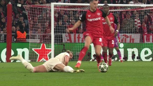 Harry Kane gets away with ‘David Beckham moment’ against old rival Granit Xhaka
