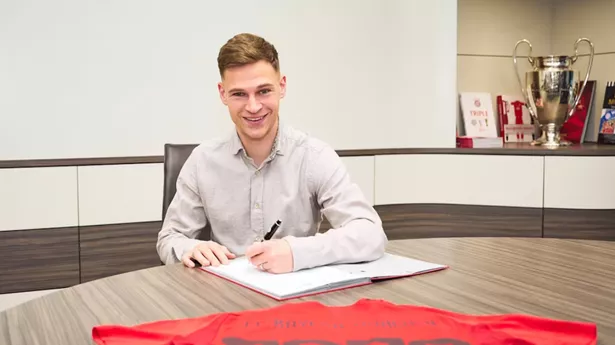 Joshua Kimmich explains why he snubbed Premier League clubs to stay at Bayern Munich