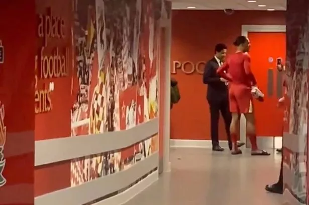 Truth behind Virgil van Dijk’s chat with PSG chiefs as transfer stance revealed