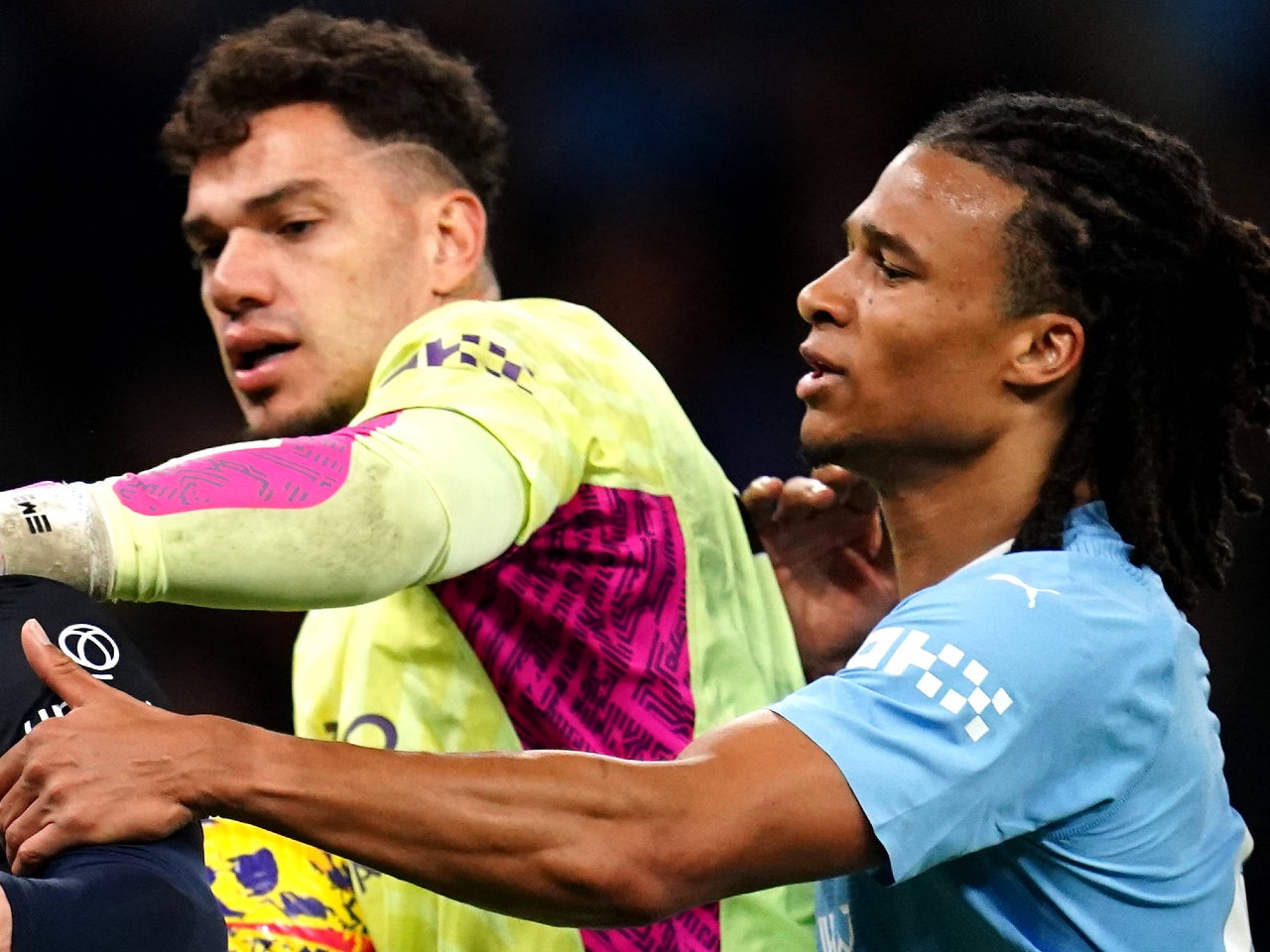 Man City 31-year-old could make 'bombshell' transfer as 'crazy' Jose Mourinho tactic revealed