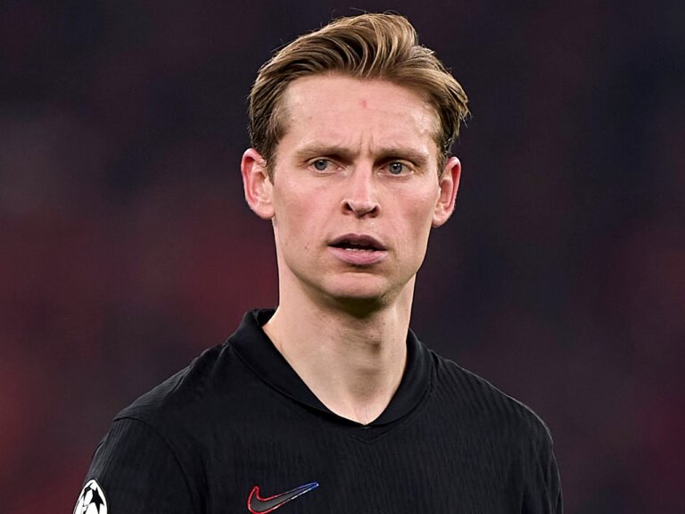 Man United transfer news: Frenkie de Jong ‘makes Barcelona contract decision’ after £55m ‘rejection’