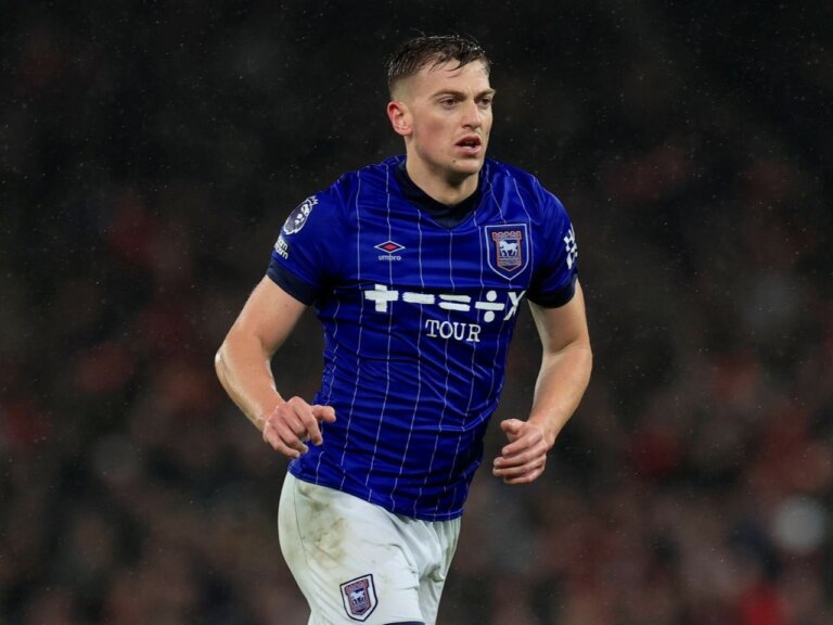 Ipswich Town chairman Mark Ashton addresses future of Liam Delap as striker https://www.sportsmole.co.uk/football/man-utd/transfer-talk/news/well-protected-ipswich-chairman-ashton-on-future-of-delap-as-united-lurk_569132.htmled to Manchester United