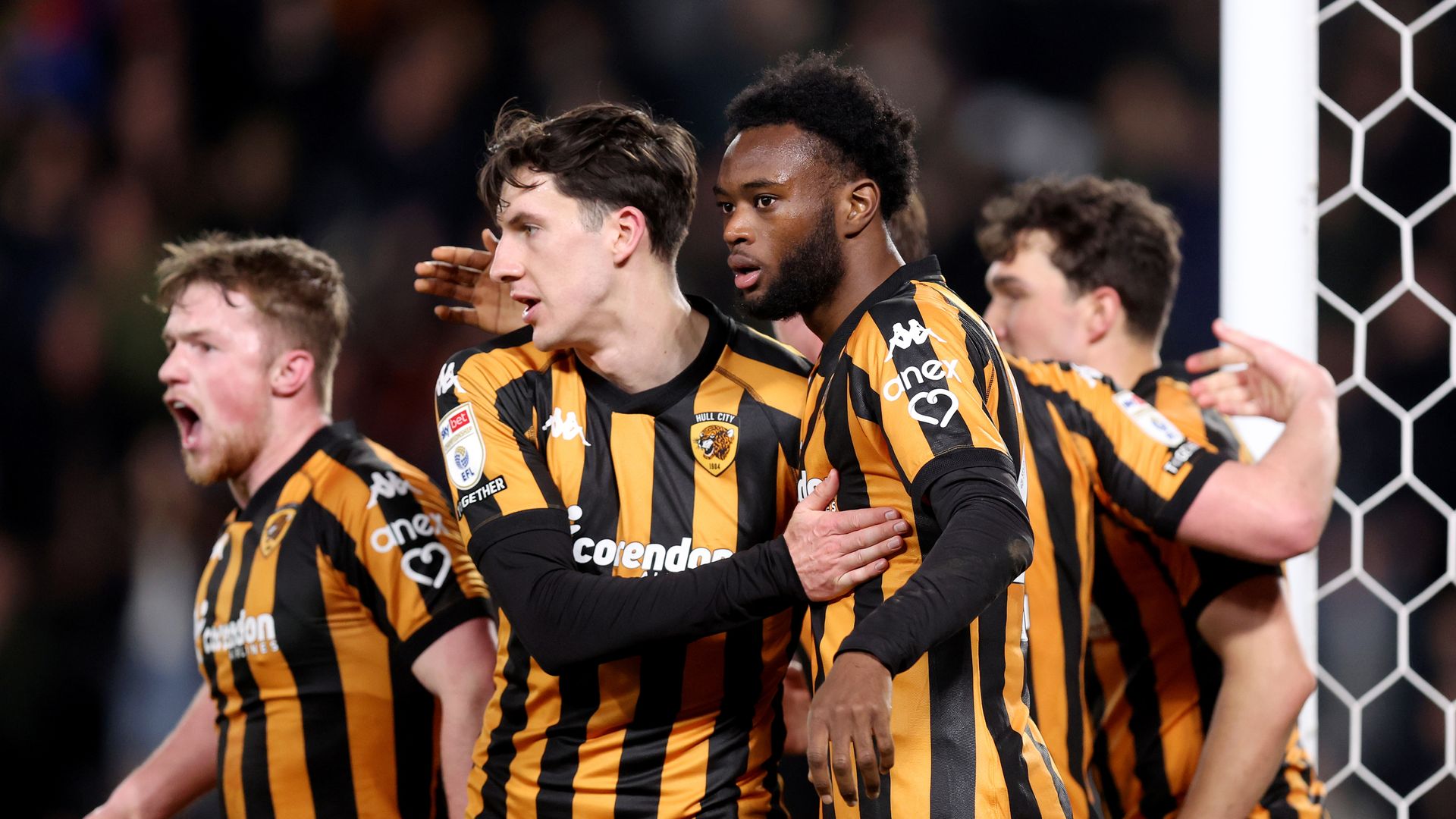 Hull beat Plymouth in vital relegation clash