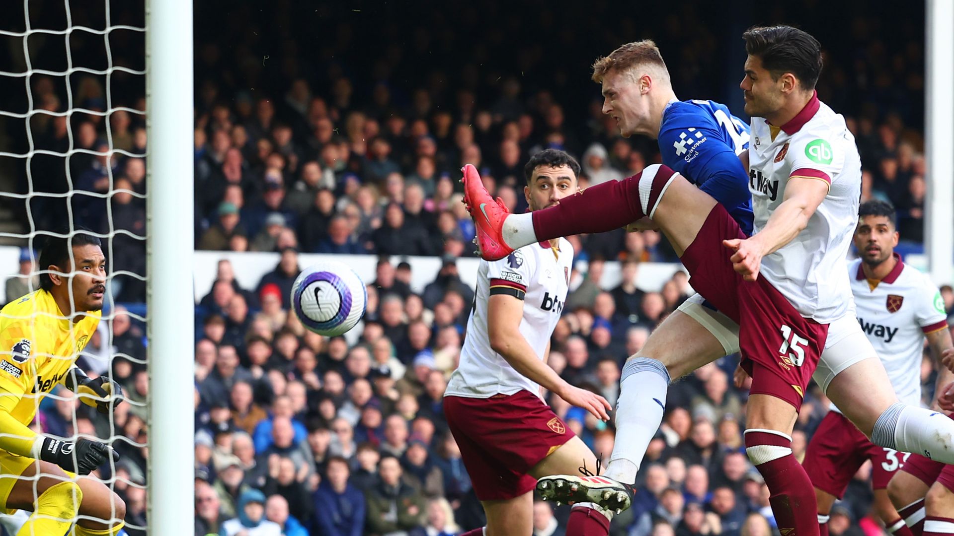 O'Brien's 91st-minute equaliser maintains Everton's unbeaten run