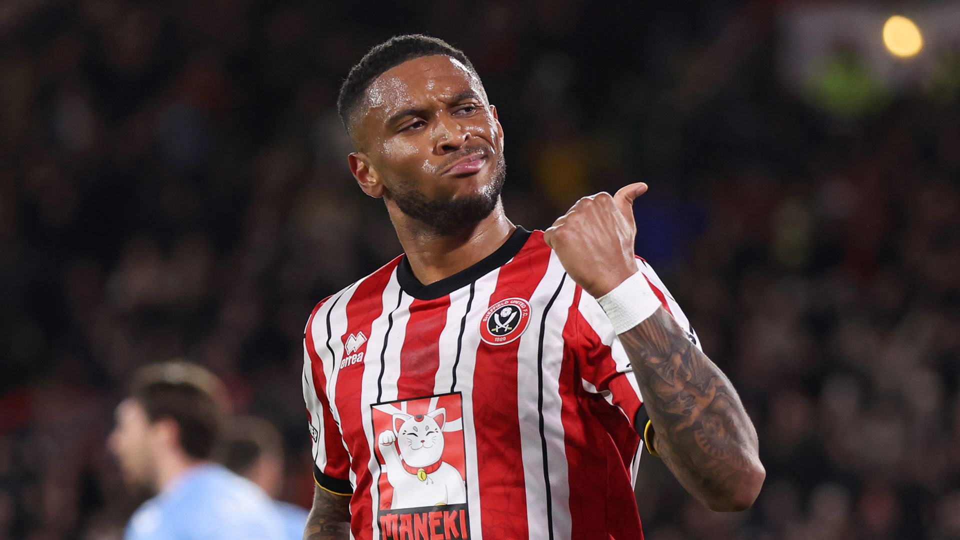 Sheff Utd beat Coventry to take top spot - and put pressure back on Leeds