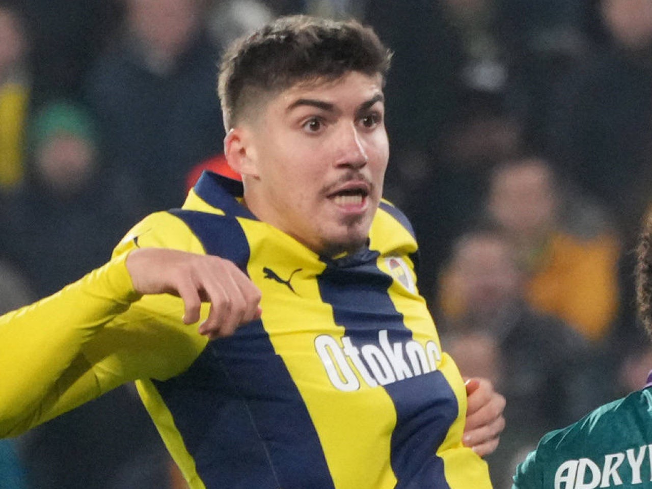 Man United transfer news: Red Devils 'joined by eight clubs' in race for £16.8m centre-back