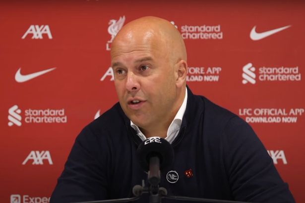 Arne Slot hits back at pundits over Liverpool opinion and aims subtle jibe at Man City