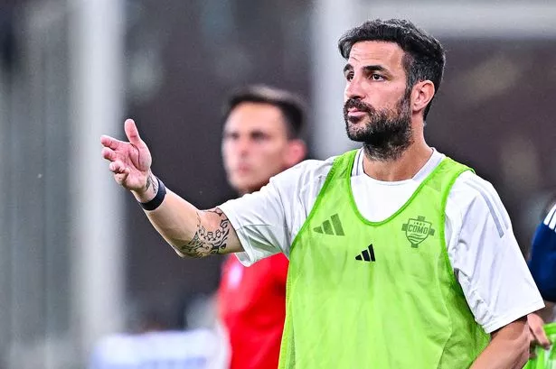 Man Utd sent hands-off transfer message by Cesc Fabregas over £40m-rated winger