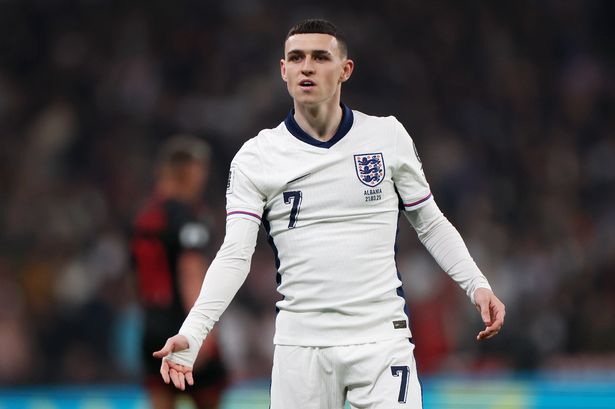 Phil Foden told how to become England favourite again as Thomas Tuchel handed warning