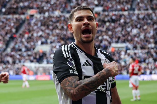 Bruno Guimaraes taunts Bruno Fernandes with four-word message after scoring against Man Utd