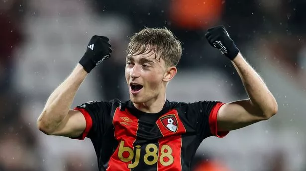 Arne Slot suffers Liverpool transfer blow as rival steps up interest in top target