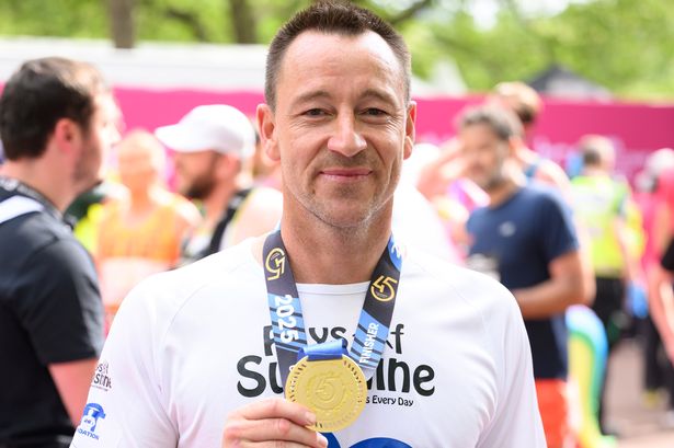 John Terry thanks runner dressed as a SHOE for kind gesture during London Marathon