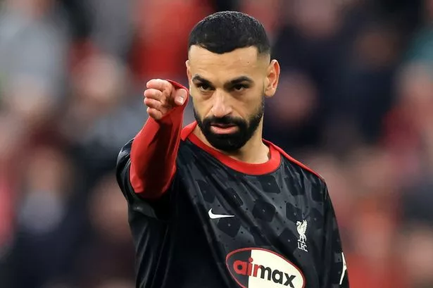 Truth behind viral Mo Salah photo as Liverpool fans get their hopes up over new contract