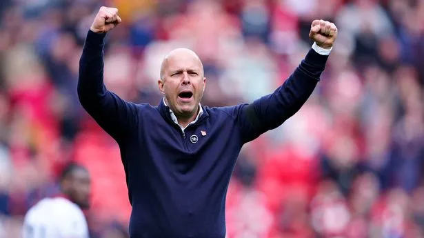 Liverpool win Premier League title to match Man Utd record in Arne Slot’s first season