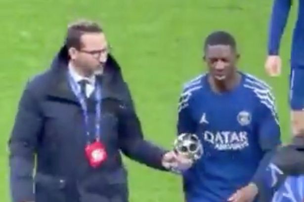Furious PSG star storms off pitch and refuses to accept award after Aston Villa win