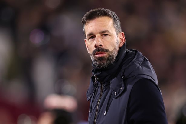 Ruud van Nistelrooy AXES Leicester star from squad in feud over 100-mile commute