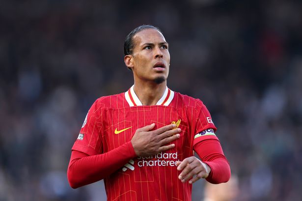 Virgil van Dijk drops Liverpool contract bombshell with weeks to agree new deal