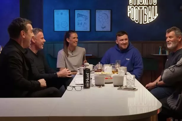 Roy Keane leaves Gary Neville in stitches with brutal Man Utd jibe to Luke Littler