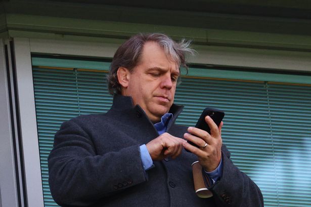 Chelsea ‘one phone call away’ from £64m signing in transfer battle with Man Utd