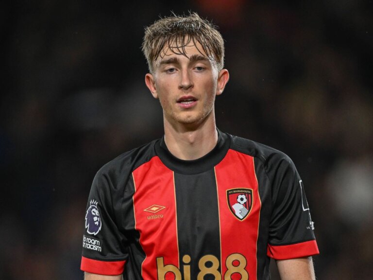 Andoni Iraola addresses Dean Huijsen transfer rumours amid Chelsea, Liverpool https://www.sportsmole.co.uk/football/arsenal/transfer-talk/news/iraola-addresses-huijsen-transfer-rumours-amid-chelsea-liverpool-links_571220.htmls