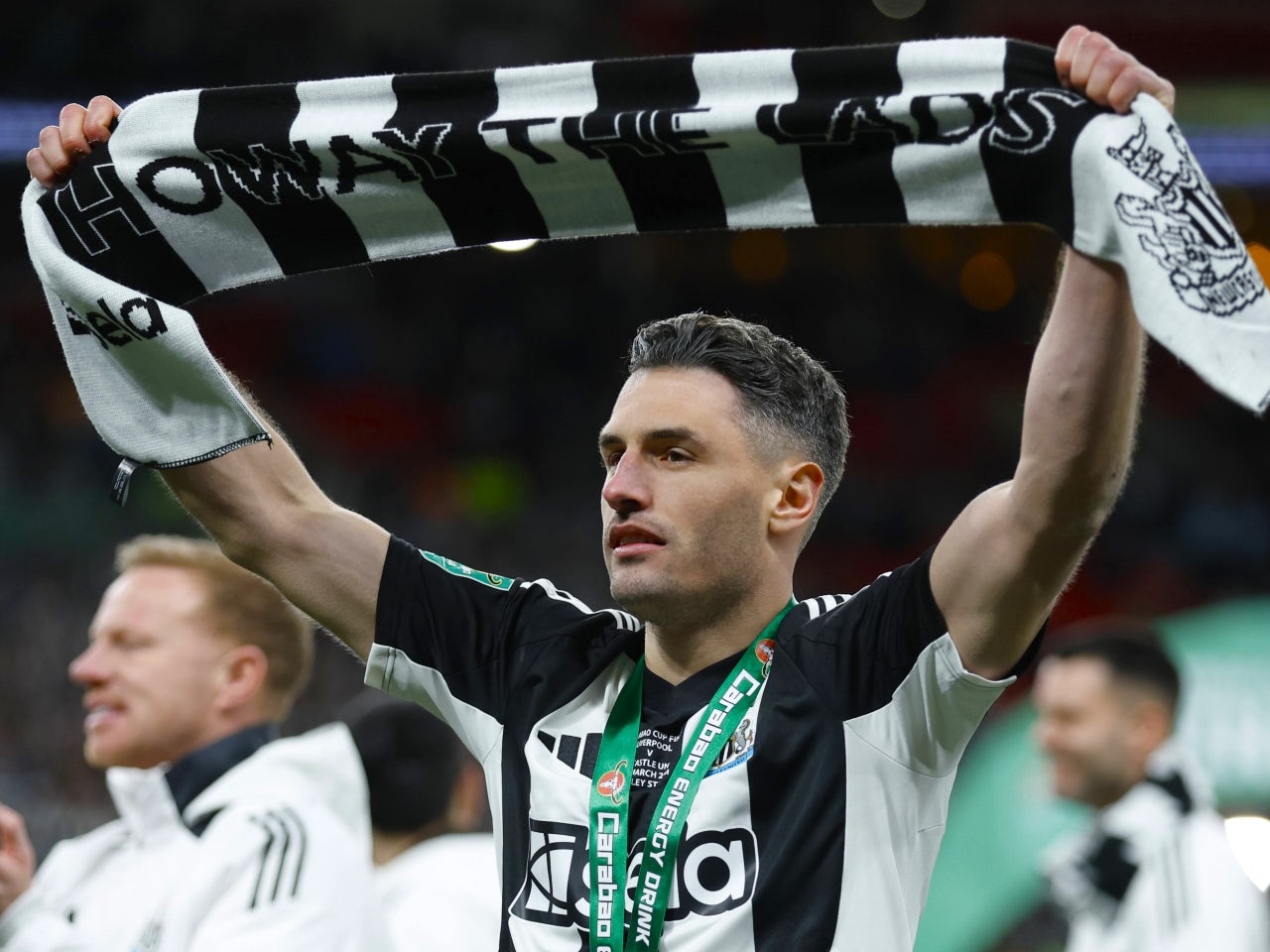 Newcastle confirm length of Fabian Schar contract extension as Eddie Howe heaps praise on "outstanding" defender