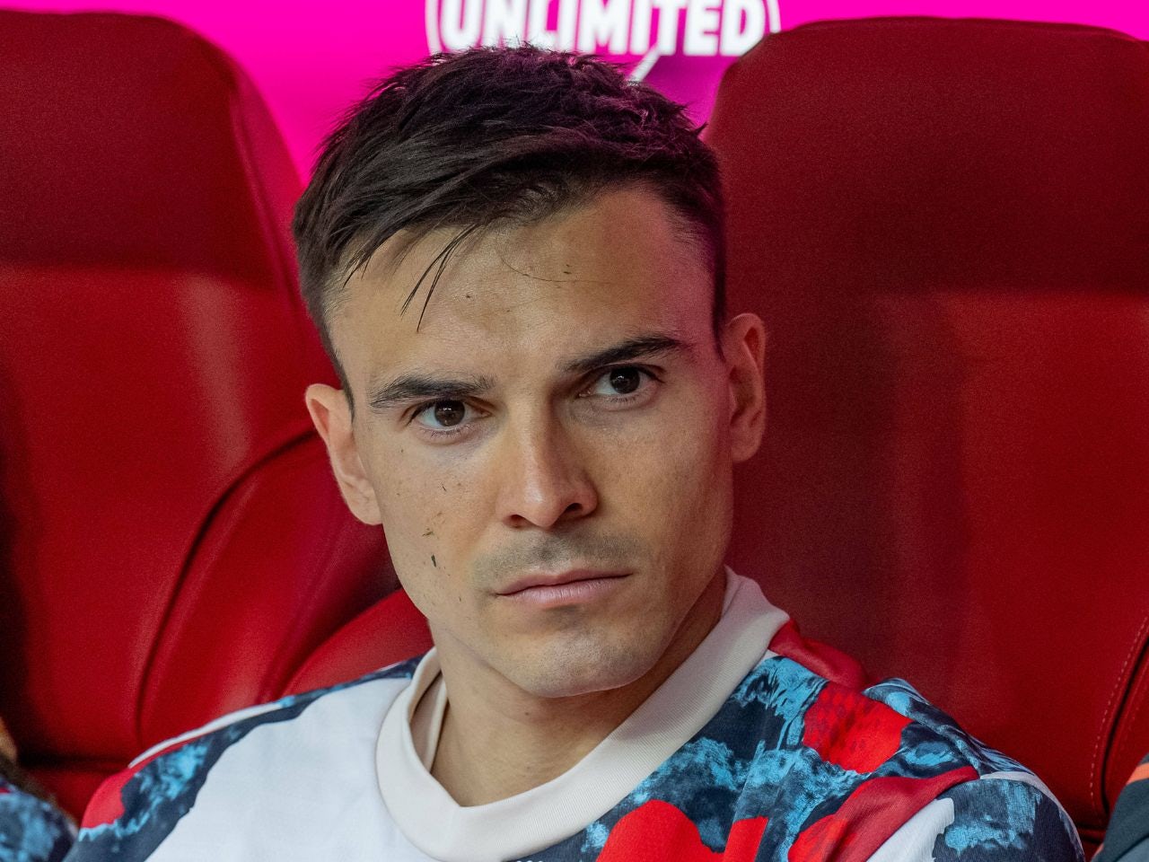 Fulham transfer news: Cottagers hold 'internal talks' over summer move for former midfielder