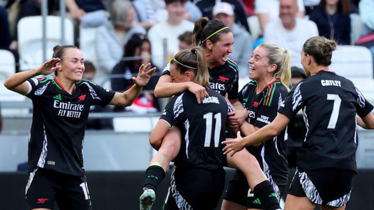 Arsenal complete stunning Lyon comeback to book place in WCL final