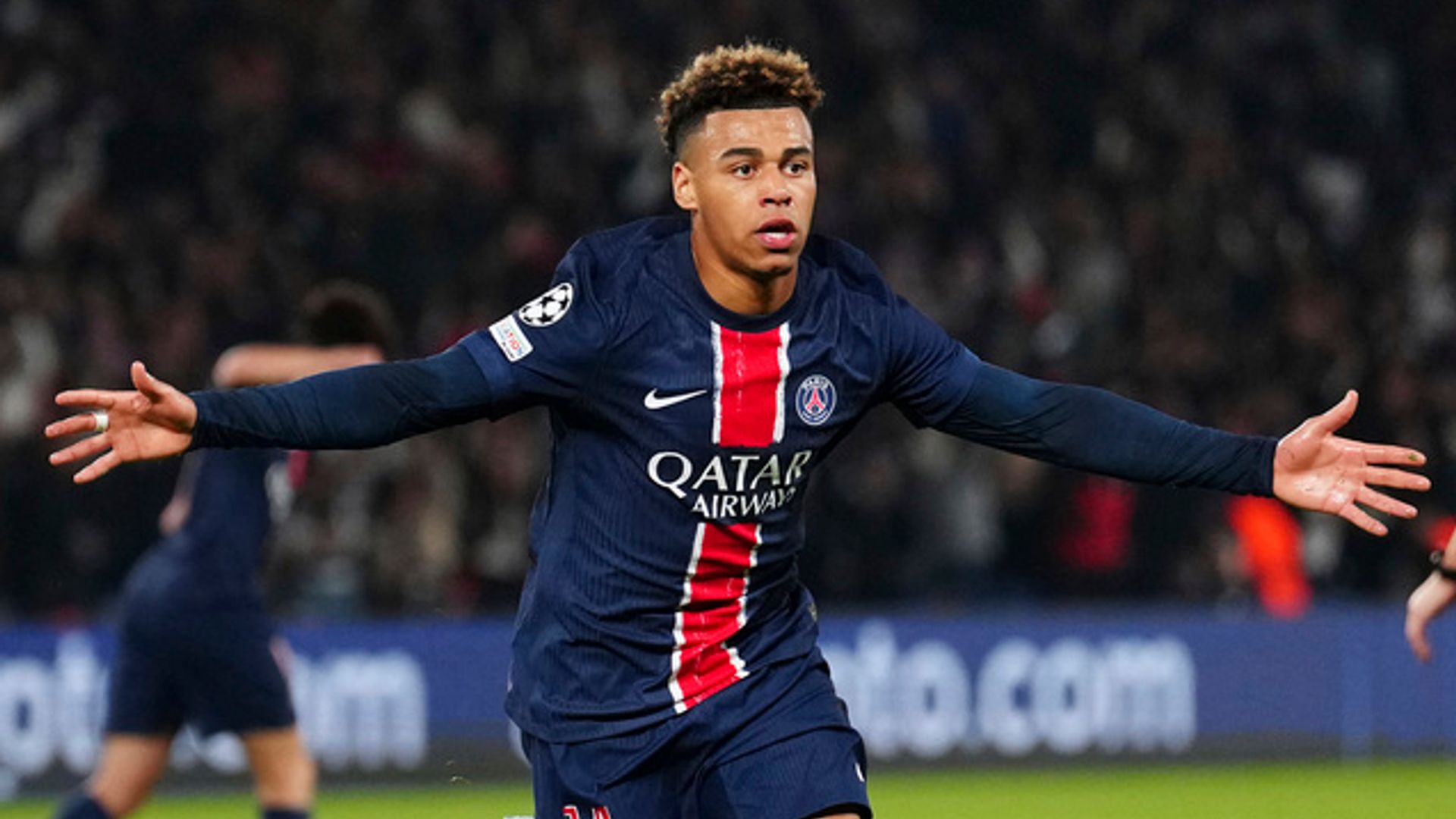 PSG net late third goal to earn damaging first-leg win over Aston Villa