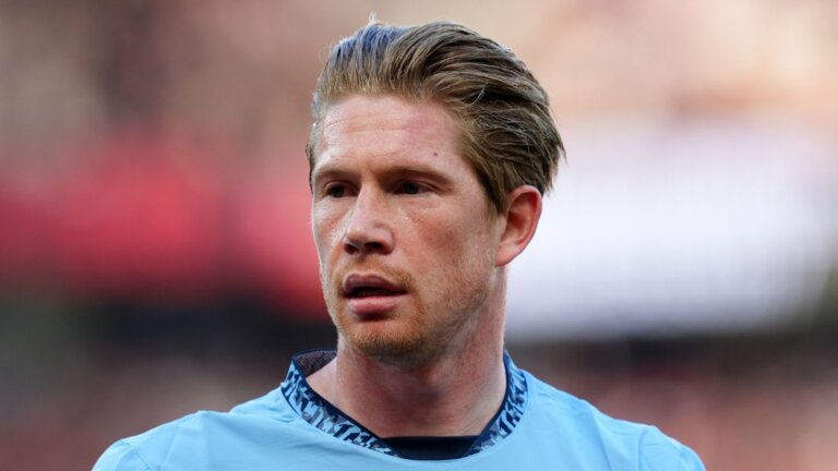 Villa discuss potential move for Man City midfielder De Bruyne