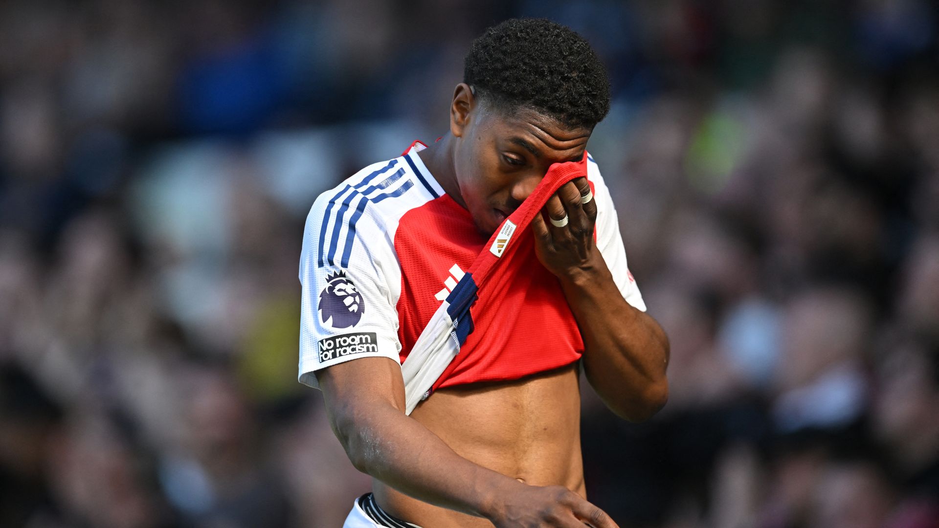 'No way it's a penalty' - Arteta fumes as Arsenal lose more ground on Liverpool