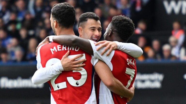 Arsenal thrash Ipswich to deny Liverpool title win on Sunday