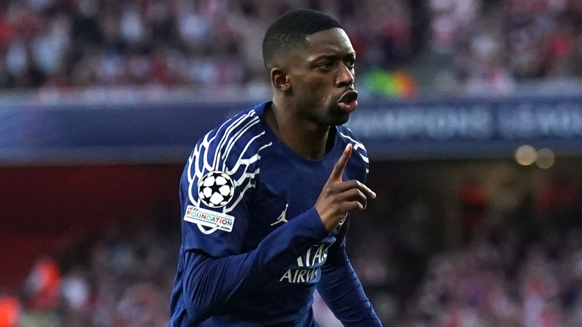 Arsenal frustrated as Dembele strike hands PSG advantage